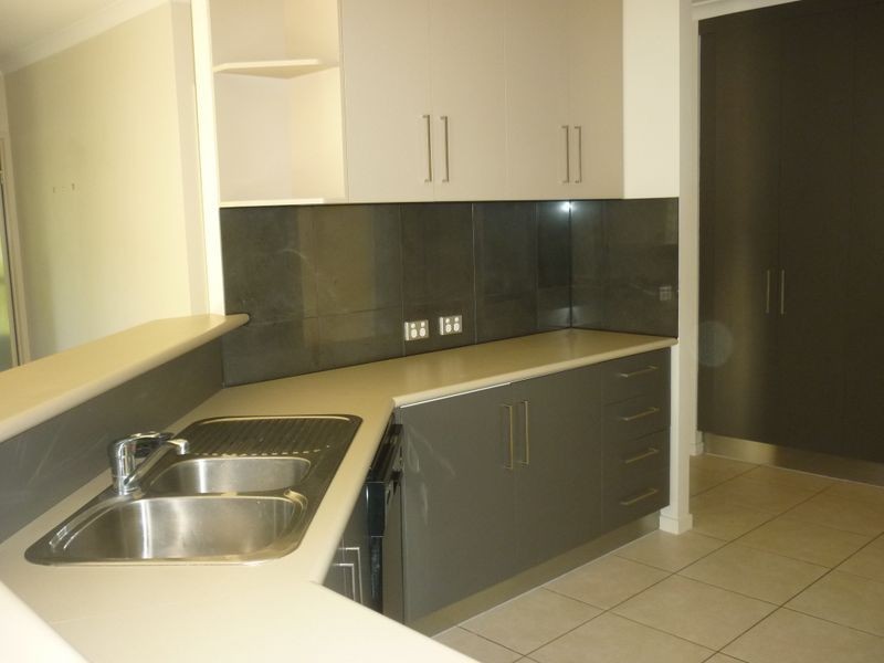 1 Red Ash Court, Palmwoods QLD 4555