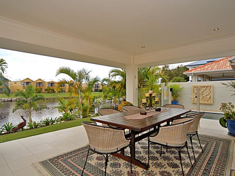 73 Prestwick Drive, Twin Waters QLD 4564
