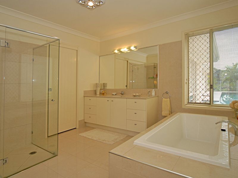 73 Prestwick Drive, Twin Waters QLD 4564