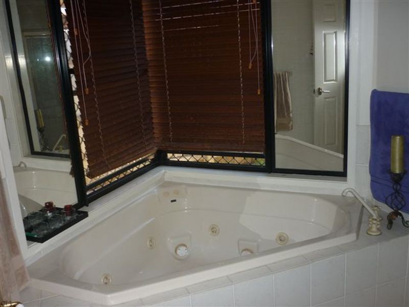 12 Watergum Place, Twin Waters QLD 4564