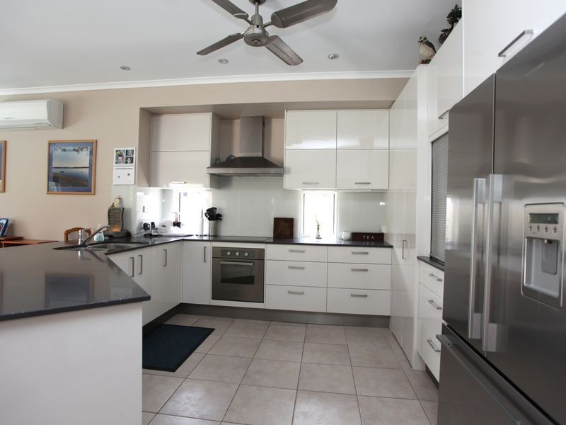 50 Prestwick Drive, Twin Waters QLD 4564