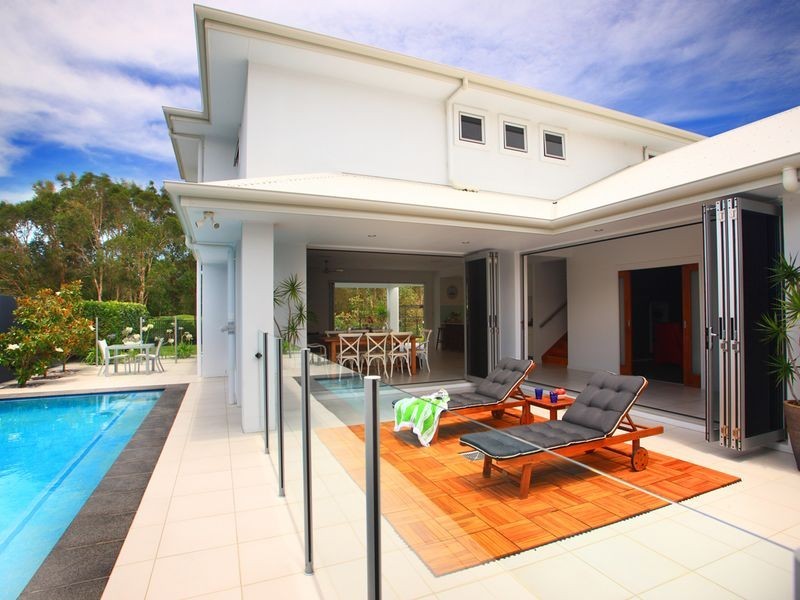 17 Hetherington Drive, Twin Waters QLD 4564