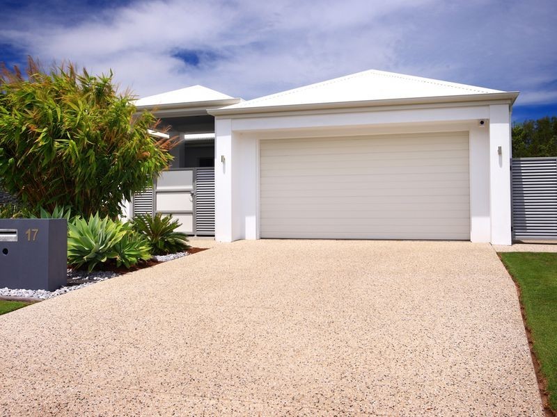17 Hetherington Drive, Twin Waters QLD 4564