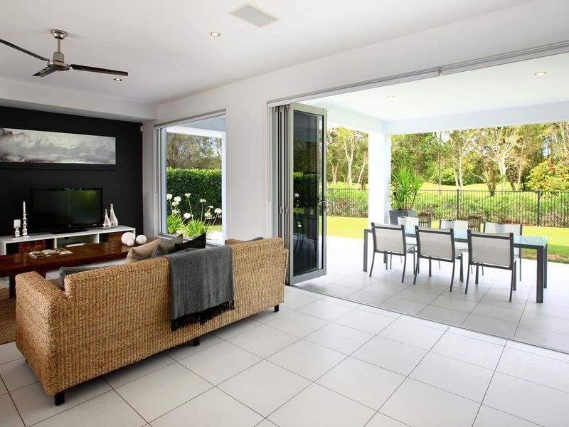 17 Hetherington Drive, Twin Waters QLD 4564