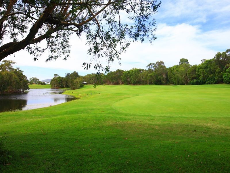 17 Hetherington Drive, Twin Waters QLD 4564