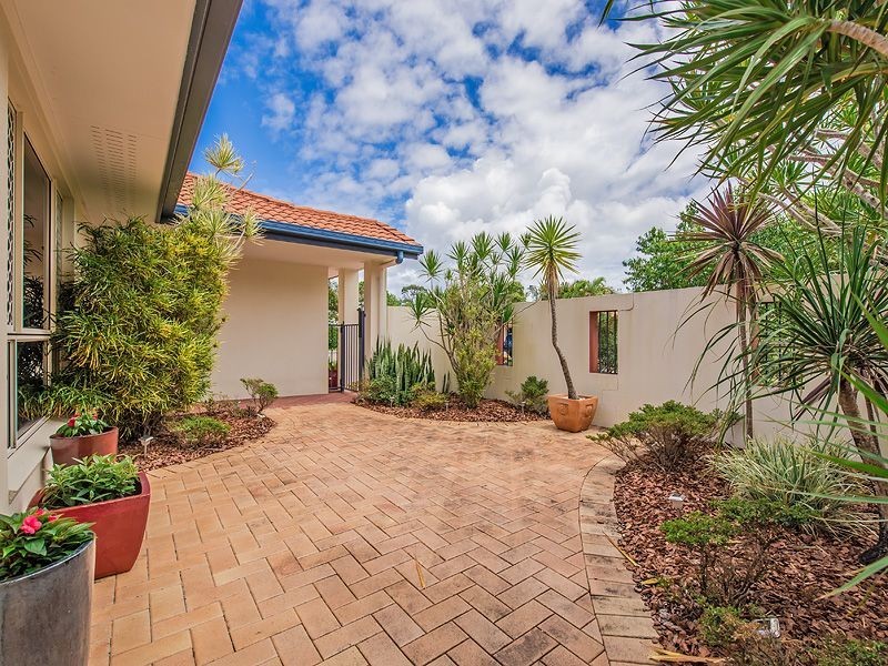 4 Tassel Place, Twin Waters QLD 4564