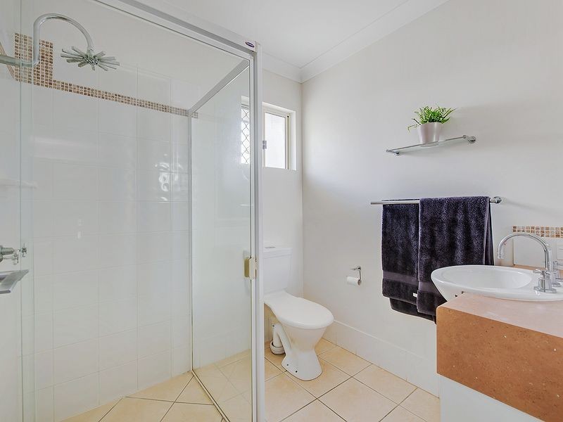 4 Tassel Place, Twin Waters QLD 4564