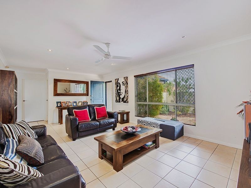 4 Tassel Place, Twin Waters QLD 4564