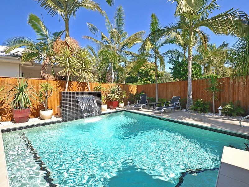 4 Hetherington Drive, Twin Waters QLD 4564