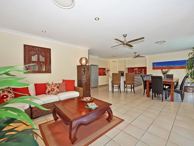 4 Hetherington Drive, Twin Waters QLD 4564