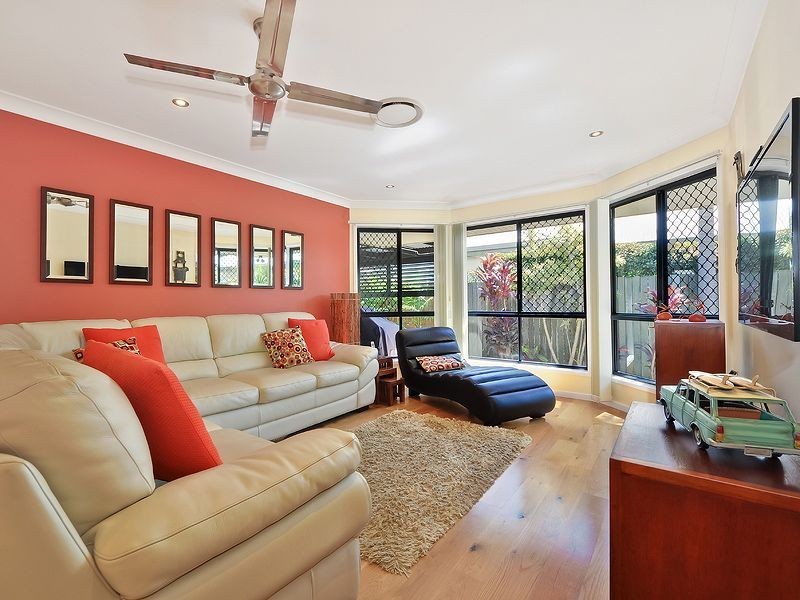 4 Hetherington Drive, Twin Waters QLD 4564