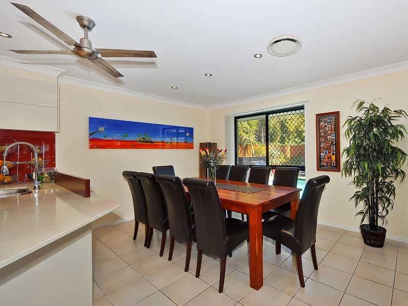 4 Hetherington Drive, Twin Waters QLD 4564