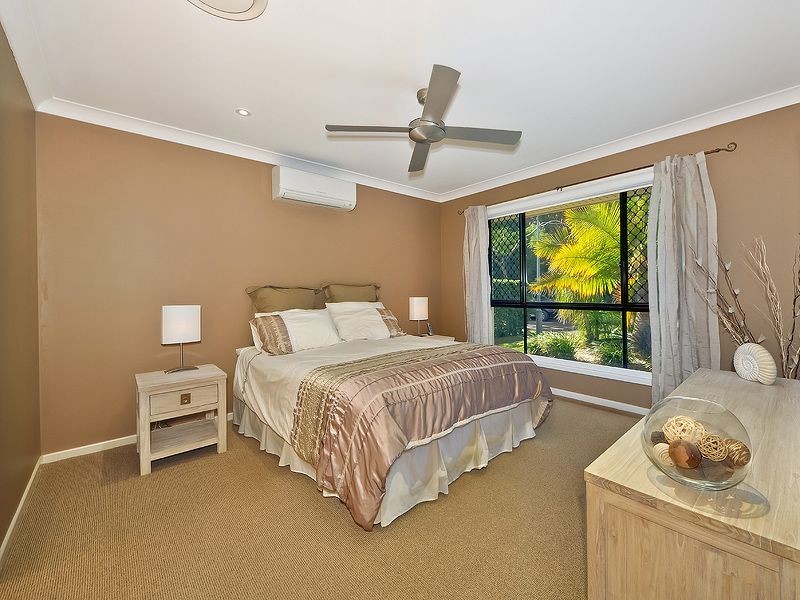 4 Hetherington Drive, Twin Waters QLD 4564