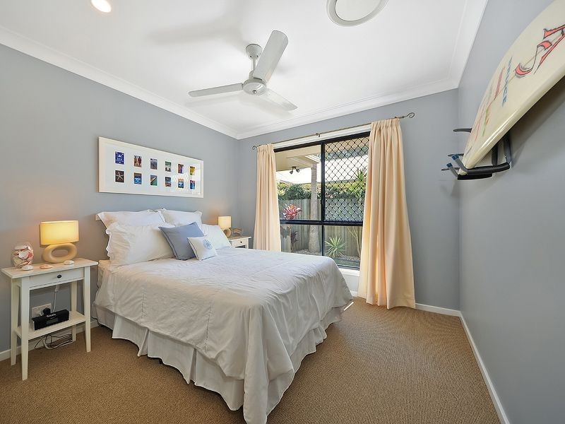 4 Hetherington Drive, Twin Waters QLD 4564