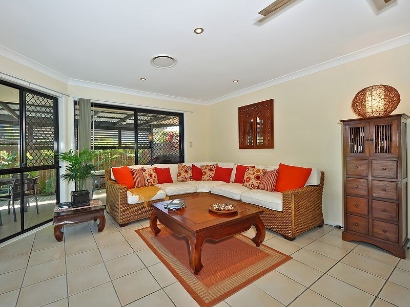 4 Hetherington Drive, Twin Waters QLD 4564