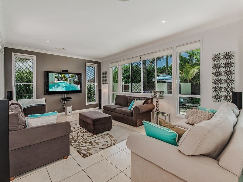 6 Seahorse Drive, Twin Waters QLD 4564