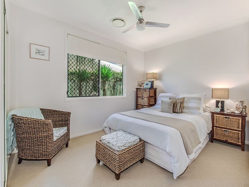 6 Seahorse Drive, Twin Waters QLD 4564