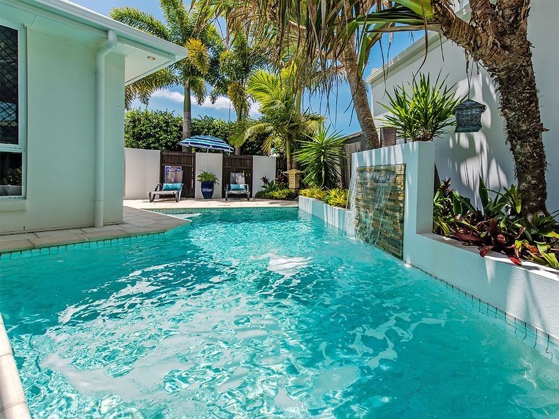 6 Seahorse Drive, Twin Waters QLD 4564