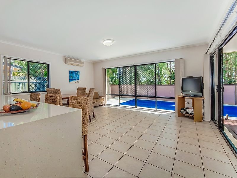 24 Wattlebird Drive, Twin Waters QLD 4564