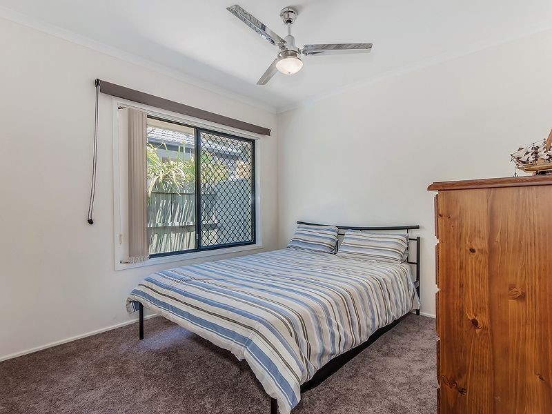 24 Wattlebird Drive, Twin Waters QLD 4564