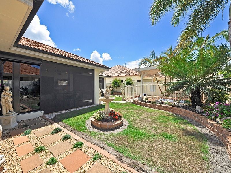 4 Mainsail Place, Twin Waters QLD 4564