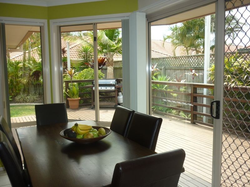 14 Stillwater Drive, Twin Waters QLD 4564