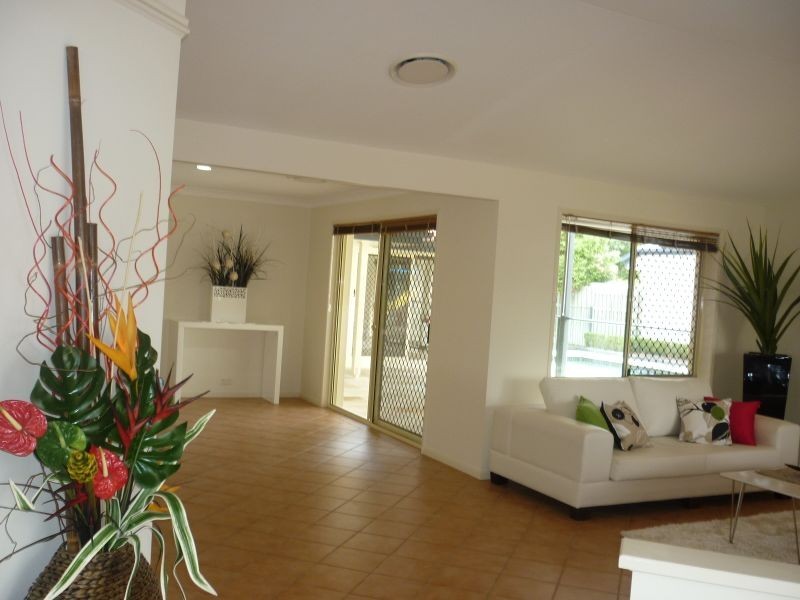 7 Cooloola Place, Twin Waters QLD 4564