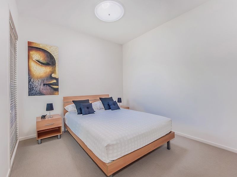 15 Twin Waters Drive, Twin Waters QLD 4564