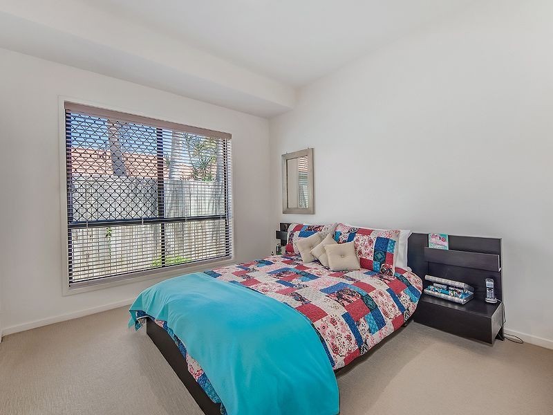 15 Twin Waters Drive, Twin Waters QLD 4564