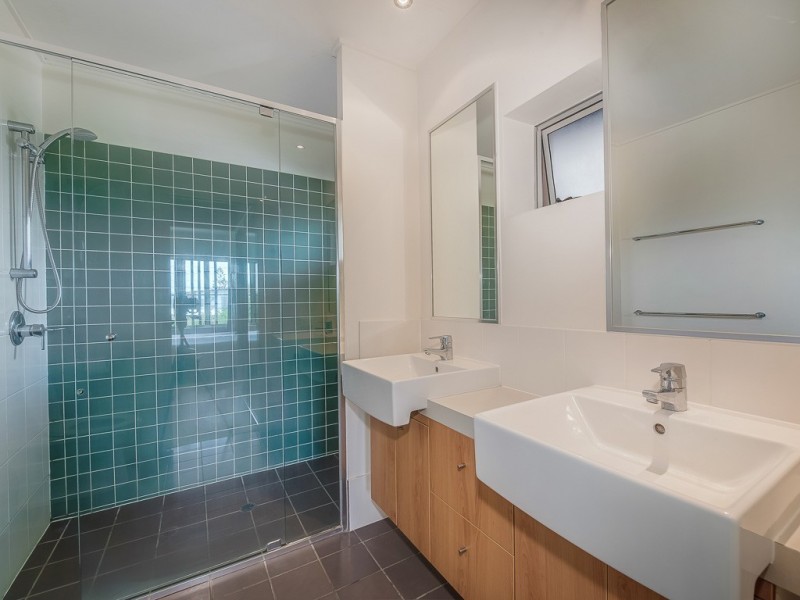 152/80 North Shore Road, Twin Waters QLD 4564