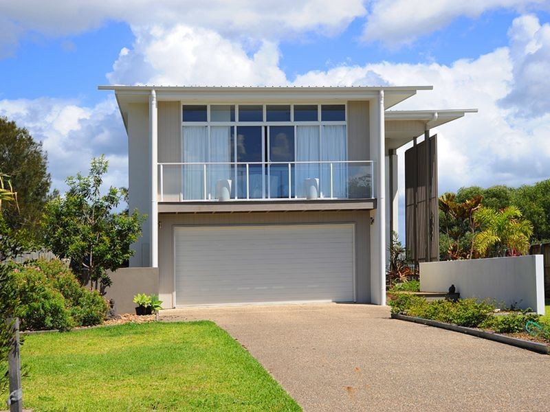 28 Anchorage Circuit, Twin Waters QLD 4564