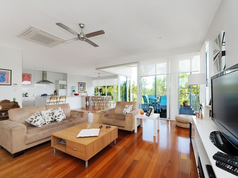 28 Anchorage Circuit, Twin Waters QLD 4564