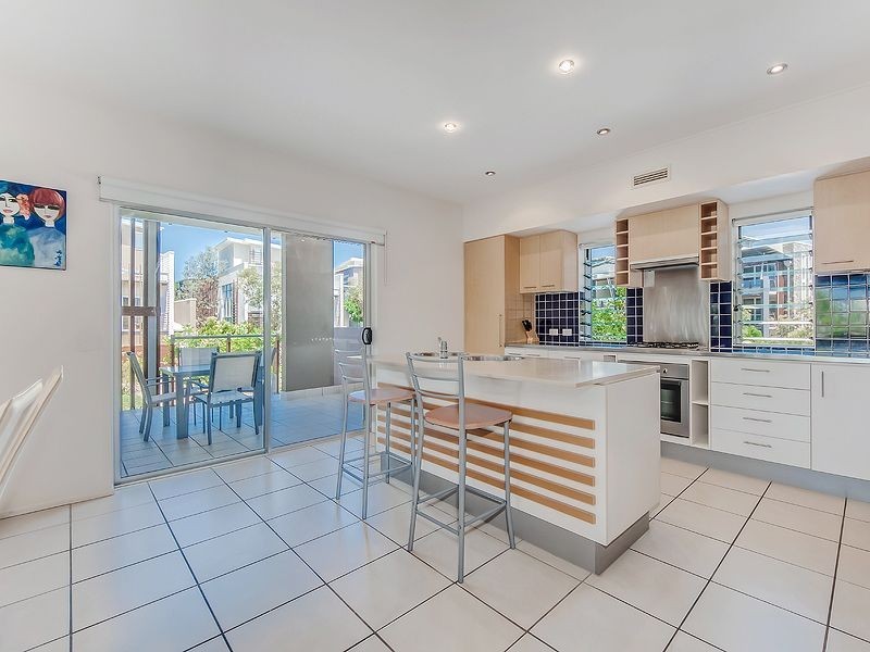 151/80 North Shore Road, Twin Waters QLD 4564