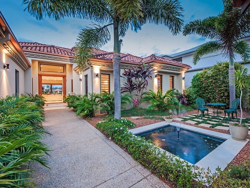 20 Staysail Place, Twin Waters QLD 4564