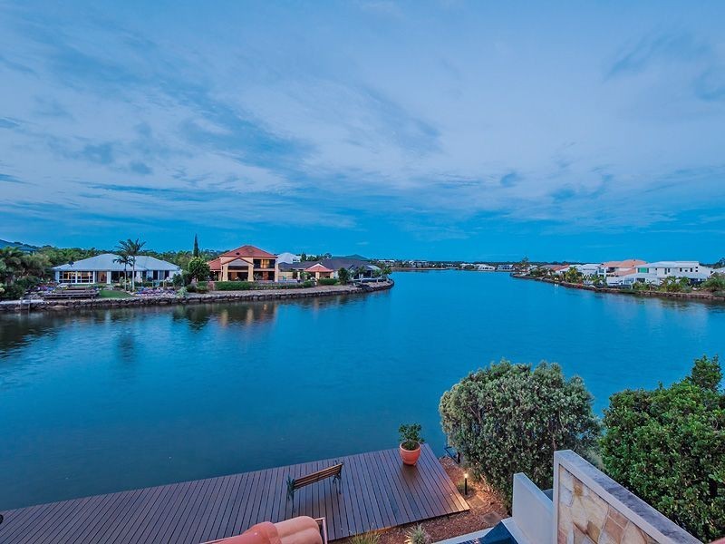 20 Staysail Place, Twin Waters QLD 4564