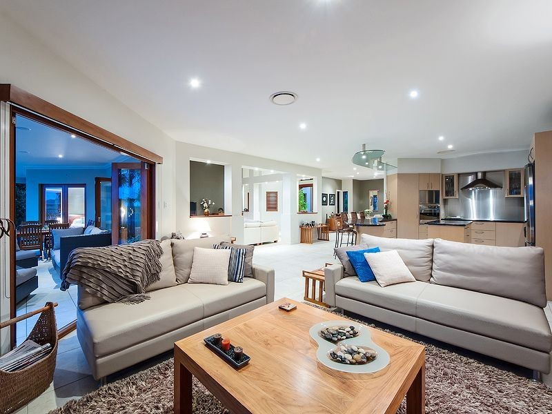 20 Staysail Place, Twin Waters QLD 4564