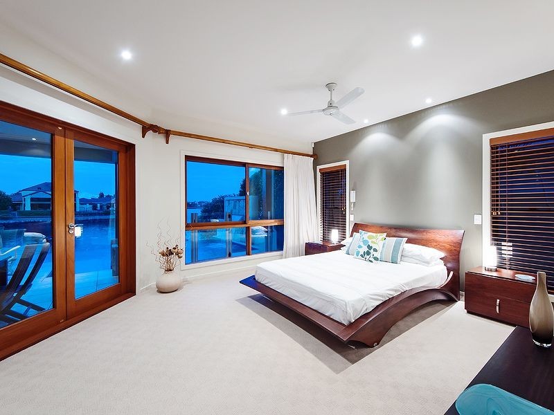 20 Staysail Place, Twin Waters QLD 4564