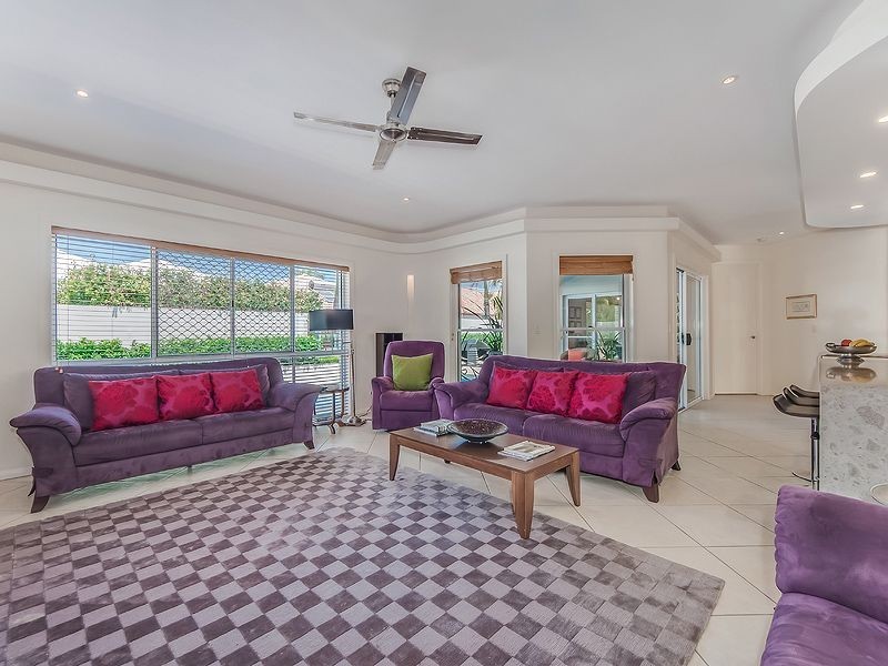 4 Mizzen Place, Twin Waters QLD 4564