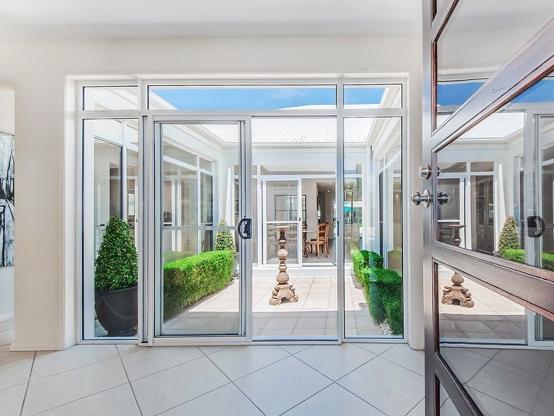 4 Mizzen Place, Twin Waters QLD 4564