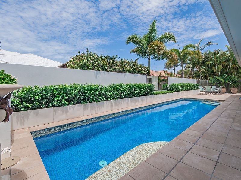 4 Mizzen Place, Twin Waters QLD 4564