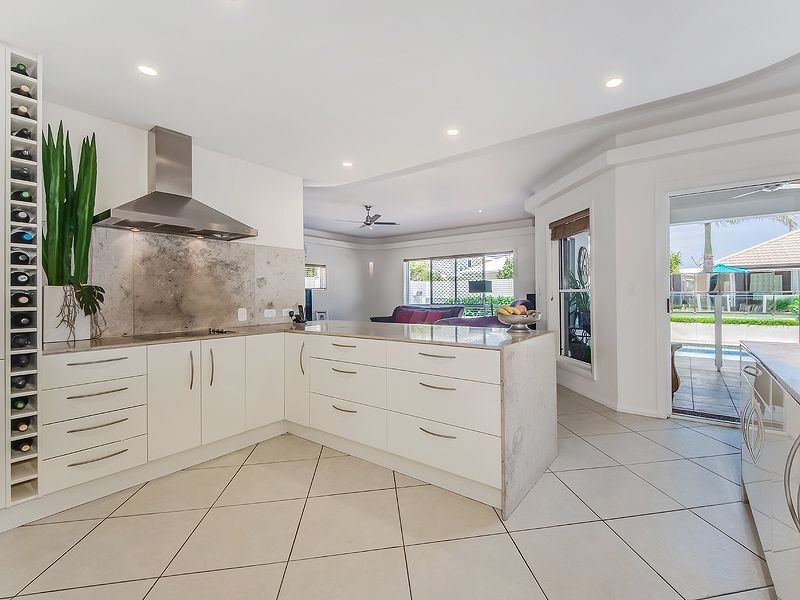 4 Mizzen Place, Twin Waters QLD 4564