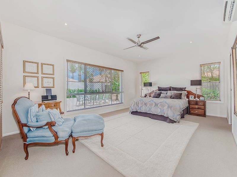 4 Mizzen Place, Twin Waters QLD 4564