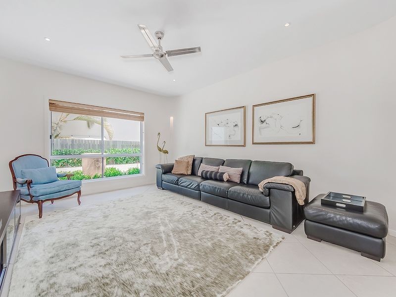 4 Mizzen Place, Twin Waters QLD 4564