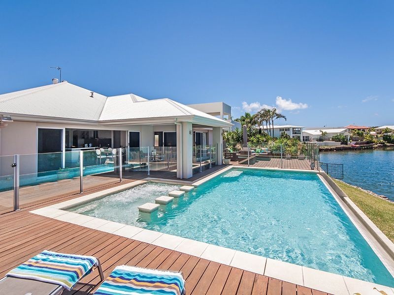 5 Waterfront Court, Twin Waters QLD 4564