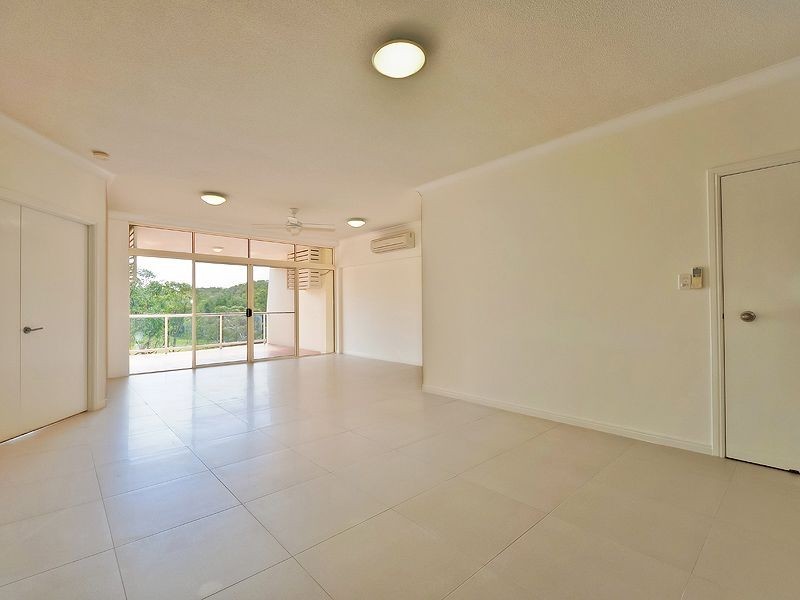 19/179 Ocean Drive, Twin Waters QLD 4564