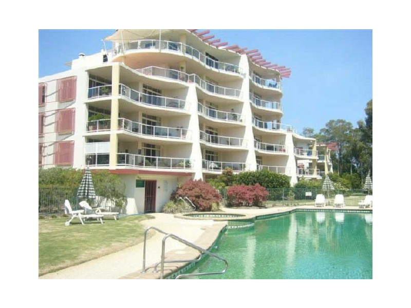 6/179 Ocean Drive, Twin Waters QLD 4564