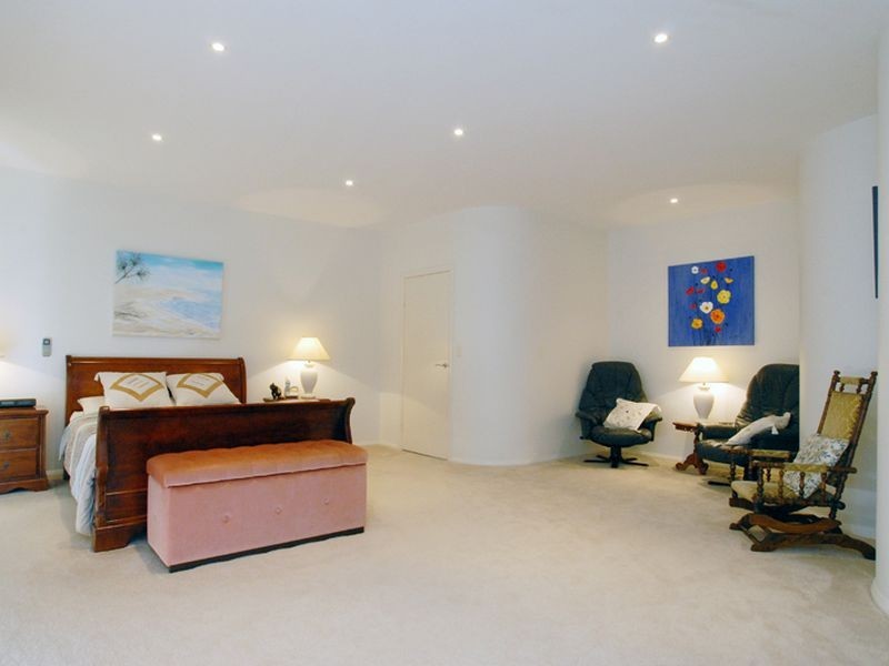 2 Mainsail Place, Twin Waters QLD 4564