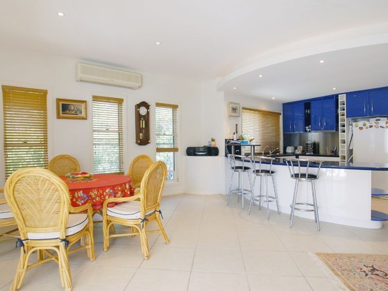 2 Mainsail Place, Twin Waters QLD 4564