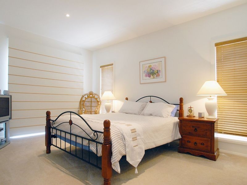 2 Mainsail Place, Twin Waters QLD 4564