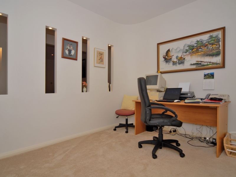 2 Mainsail Place, Twin Waters QLD 4564